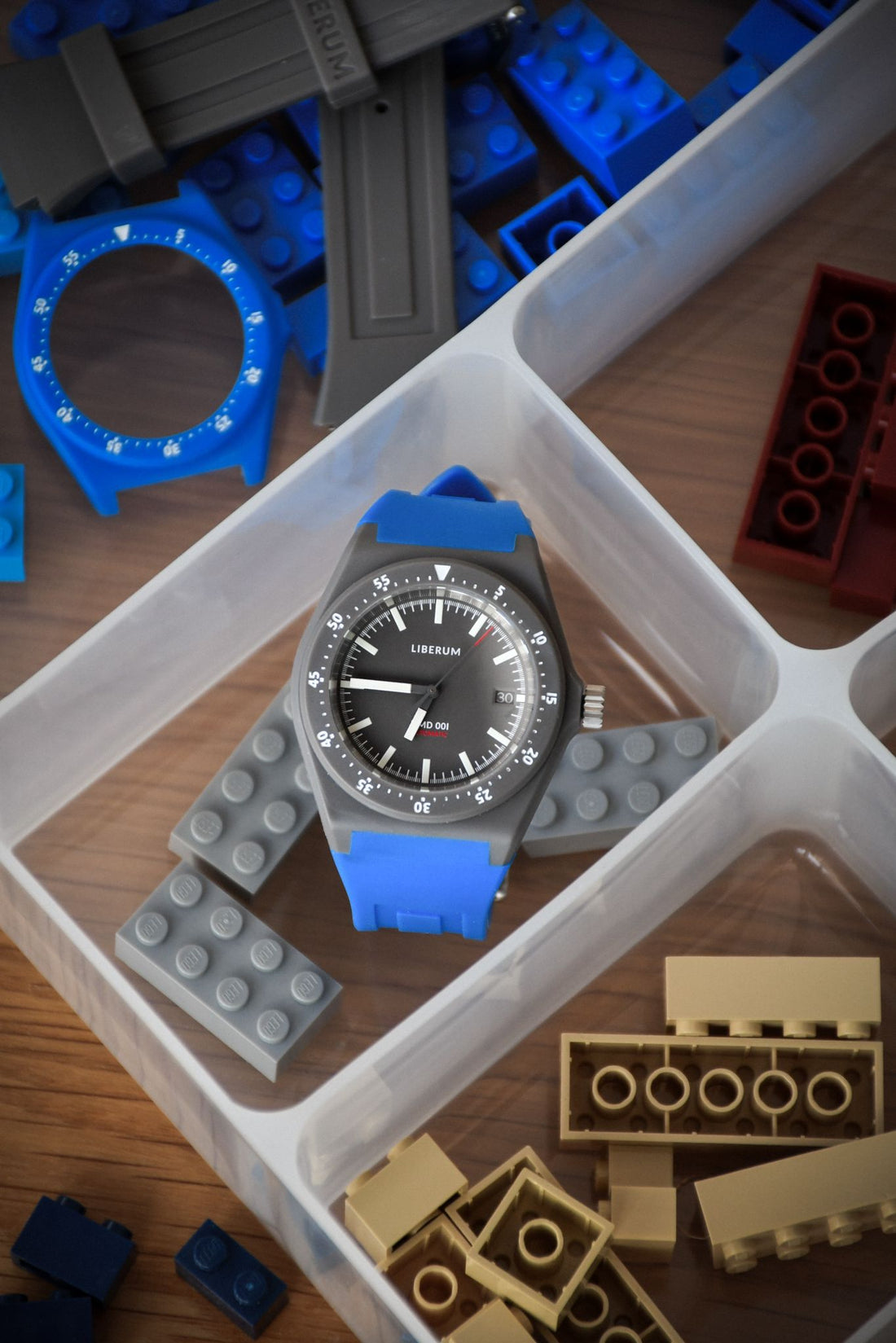 LIBERUM Watches: Soft-Touch TPE Case with Automatic Movement for Ultimate Comfort and Precision