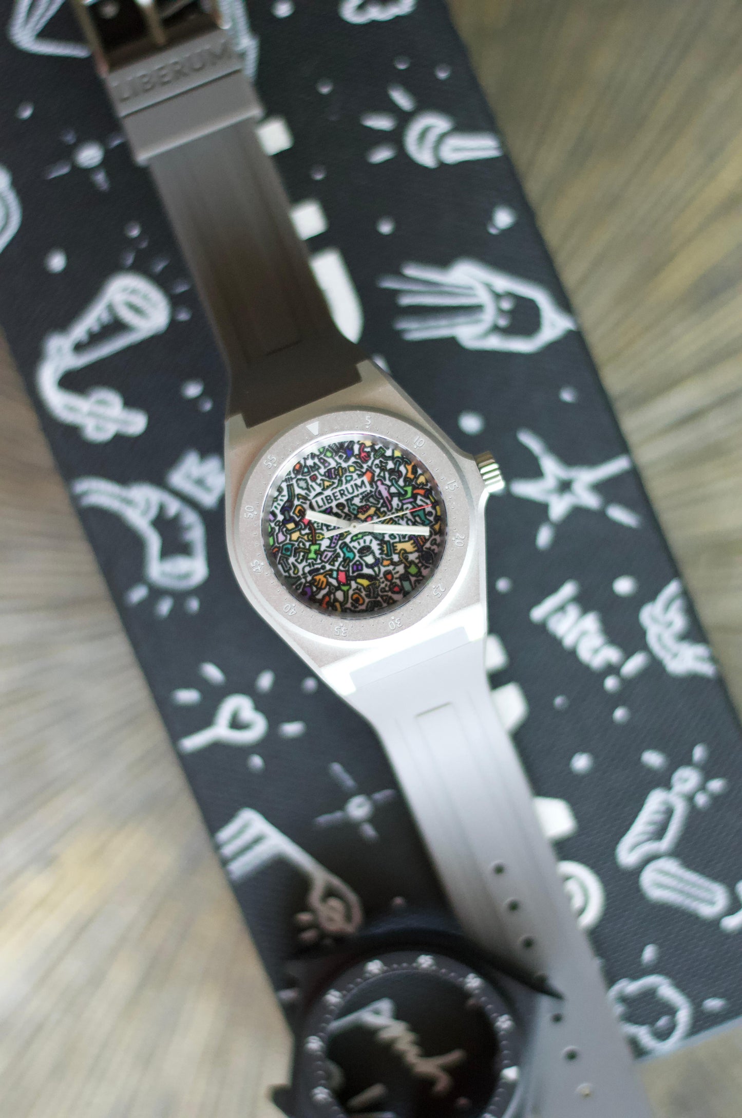 LIBERUM X PMH DOODLE